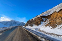 Սիսիանի տարածաշրջանի «Զանգեր» կոչվող հատվածից դեպի Գորայք ձյուն է տեղում