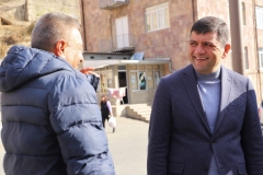 ԱՇԽԱՏԱՆՔԱՅԻՆ ԱՅՑԵՐԸ ՇԱՐՈՒՆԱԿՎՈՒՄ ԵՆ