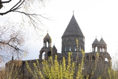 Մայր Աթոռը խստորեն դատապարտում է ՔՊ նախընտրական ծրագրում Եկեղեցու վերաբերյալ մերժելի դրույթները