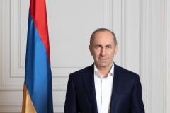 Ռոբերտ Քոչարյանը շնորհավորել է Ամանորի և Սուրբ Ծննդյան տոների կապակցությամբ