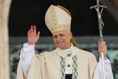 Հռոմի պապը բարձր է գնահատել Փաշինյանի և Ալիևի ընտրությունը՝ որպես «Զայեդ» մարդկային եղբայրության մրցանակի դափնեկիրներ