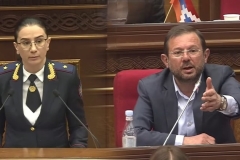 Աղազարյանը չորկողության պատճառով մանդատը չդրեց, դրա համար այսօր այստեղ եք. Մանուկյանը՝ դատախազին