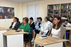 Диалог о важном: в Русском центре Мегри школьники провели урок о здоровом образе жизни