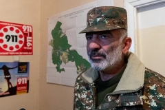 «Մեր սահմանապահ զորքի վերակարգերն էնտեղ կանգնած են, հսկում են. չեն կարող թույլ տալ, որ մոտենան տներին». Շուռնուխ համայնքի ղեկավար