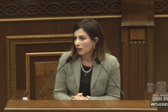 Հոկտեմբերի 1-ից ուժի մեջ կմտնի ուսուցիչների, դասախոսների համար երկու շաբաթը մեկ ՊՇՌ թեստի բացասական պատասխան ներկայացնելու պահանջը