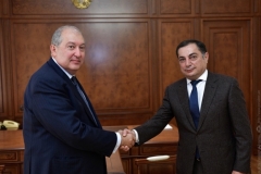 Արմեն Սարգսյանը հանդիպել է Վահրամ Բաղդասարյանի հետ. hանդիպումը տեղի է ունեցել նախագահի հրավերով