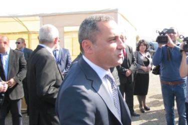 Սյունիքի ԿԳԲ-շնիկ մարզպետը պատերազմ է սկսել Կապանի քաղաքապետի թեկնածուի դեմ. ստիպողաբար թեկնածություն դնողները սարսափի մեջ են. «ՉԻ»