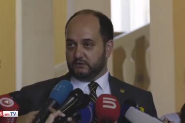 Մյուս տարվանից տվյալ շրջանում քննություն հանձնող դիմորդը կապ չի ունենա այդ շրջանի կամ դպրոցի հետ. Նախարար