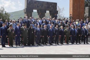 «ՀՐԱՊԱՐԱԿ».ԴԵՂԻՆ ՔԱՐՏ ՎԻՏԱԼԻ ԲԱԼԱՍԱՆՅԱՆԻՆ