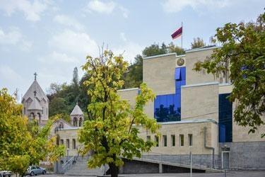 Հայաստանի Հանրապետության նախագահի հրամանագիրը դատավորներ նշանակելու մասին