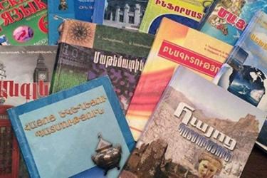 Դասագրքերի հանձնման կազմակերպումը դպրոցի տնօրենի գործառույթն է. ԿԳՄՍ