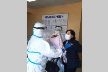 Թեթեւ ու ասիմպտոմ կորոնավիրուսակիր հիվանդները վաղվանից կբուժվեն իրենց տներում