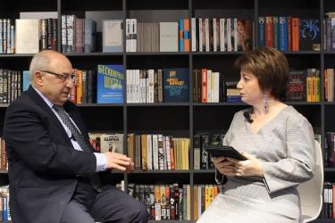 «Առաջին դեմքից»` Վազգեն Մանուկյանի հետ