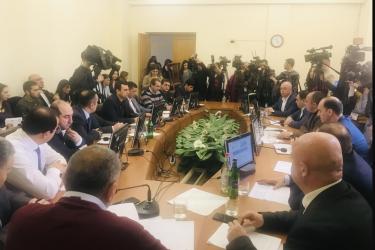 Գրավատների և փոխանակման կետերի պետական տուրքն առաջարկվում է բարձրացնել 6 անգամ. տնտեսվարողները քննարկում ունեցան ԱԺ տնտեսական հարցերի հանձնաժողովում