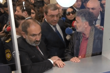 «Դրանց կանգնելու ձեւը, հագուկապը․․․Դիմումդ կգրես, կգնաս տուն, լսեցի՞ր».Փաշինյան