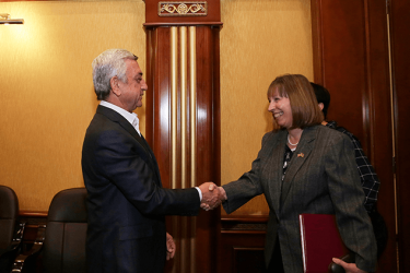 Սերժ Սարգսյանը հանդիպել է Հայաստանում ԱՄՆ դեսպանի հետ