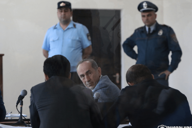 Վերաքննիչ դատարանը կասեցրել է Քոչարյանի անմեղության կանխավարկածի խախտման վերաբերյալ գործի վարույթը