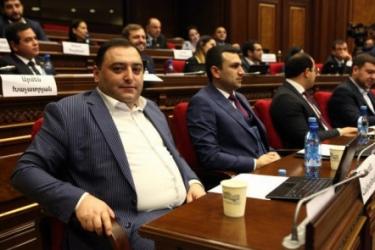 «Սրբուհի Գրիգորյանից պահանջում եմ ներողություն խնդրել ինձ ու ընտանիքիս վարկաբեկելու համար». Կարեն Համբարձումյան