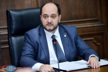 Կրթաթոշակ ստացող ուսանողների թիվը կավելանա 900-ով