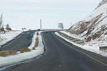 ՀՀ տարածքում ավտոճանապարհները հիմնականում անցանելի են. Լոռու մարզի Տաշիր և Ստեփանավան քաղաքներում տեղում է ձյուն