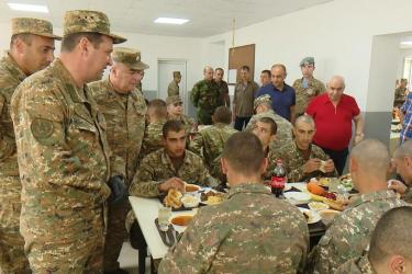 Արցախի զորամասում նոր ճաշարանի բացմանը մասնակցել է ԱՀ պաշտպանության նախարարը