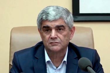 Հարձակվել են Վիտալի Բալասանյանի երիտասարդ աջակիցների շտաբի վրա, պոկել ու գողացել են պաստառները