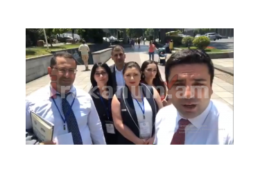 Հայաստանի պատվիրակությունն ամբողջ կազմով լքել է Վրաստանի խորհրդարանի նիստերի դահլիճը